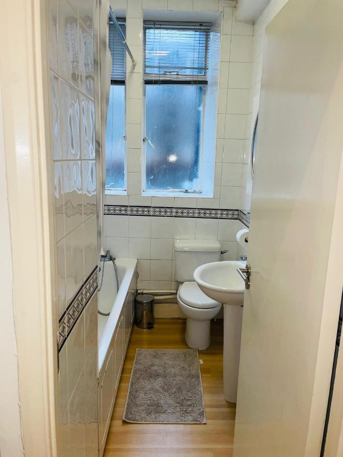 Amazing 2 Bedroom Apartment London Exterior foto